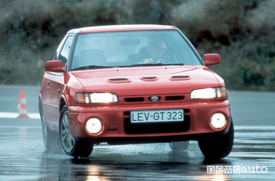 Mazda 323 GT-R AWD del 1993