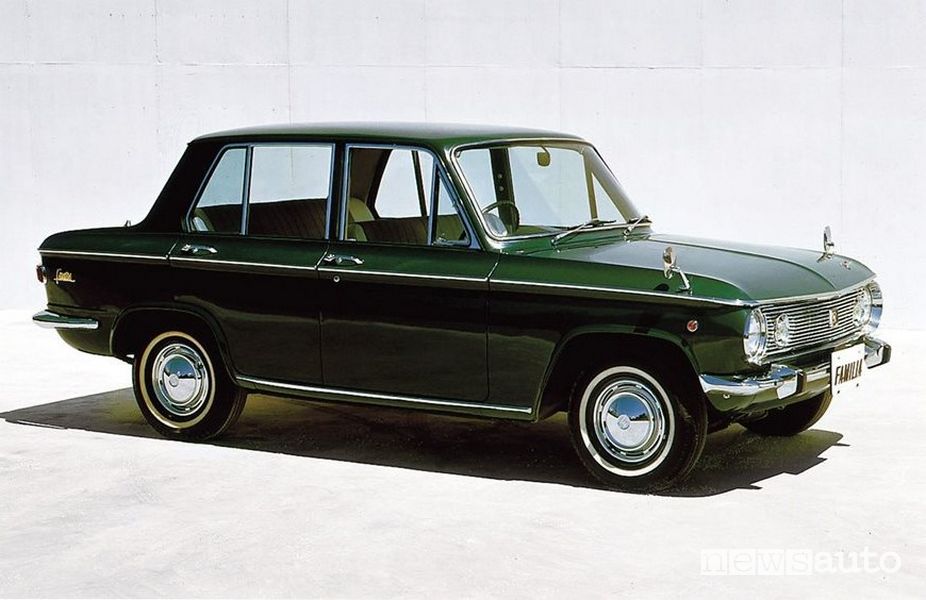 Mazda Familia Sedan del 1964
