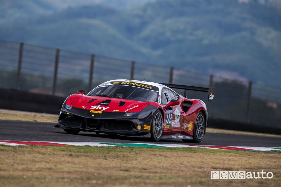 Ramelli - Team Pellin - Vincitore Categoria AM coppa Shell Gara 1 Ferrari Challenge al Mugello
