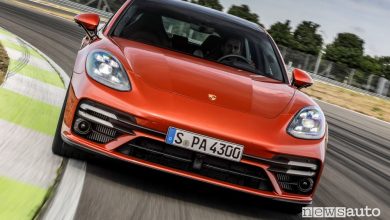 Nuova Porsche Panamera