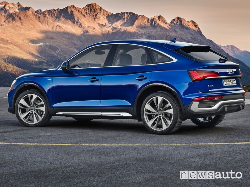 Vista laterale Audi Q5 Sportback