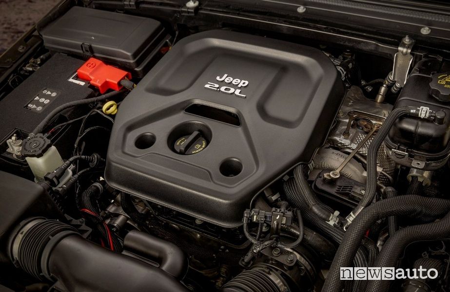 Vano motore 2.0 litri ibrido plug-in Jeep Wrangler Rubicon 4xe