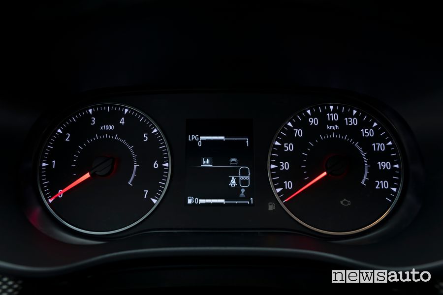 Cruscotto quadro strumenti abitacolo nuova Dacia Sandero
