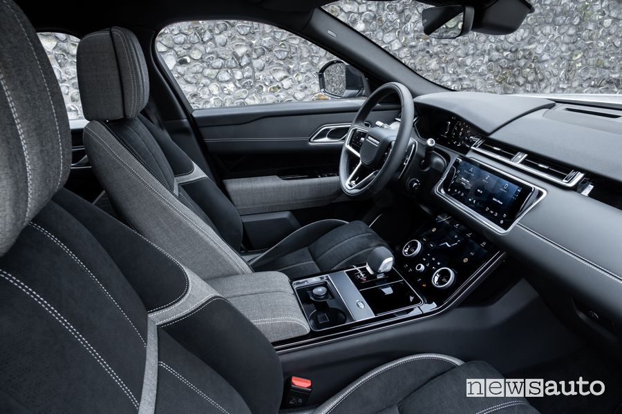 Plancia strumenti abitacolo Range Rover Velar P400e ibrida plug-in