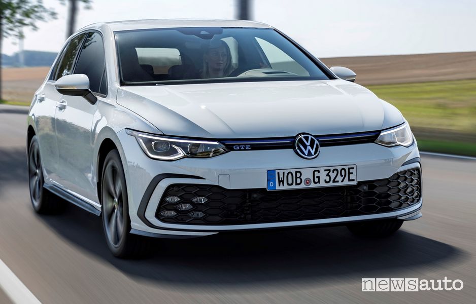 Area C Milano auto ibride ed elettriche accesso Volkswagen Golf GTE