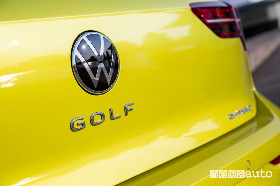 Logo Golf portellone posteriore Volkswagen Golf eHybrid