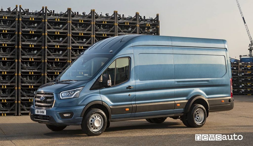 Il Ford Transit 5 t, 50 quintali novità 2020 per il trasporto di merce pesante