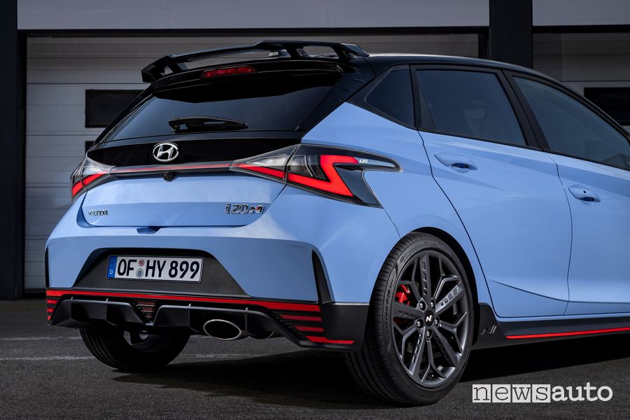Diffusore, spoiler e scarico posteriori Hyundai i20 N