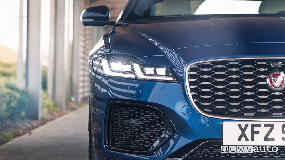 Faro anteriore nuova Jaguar XF