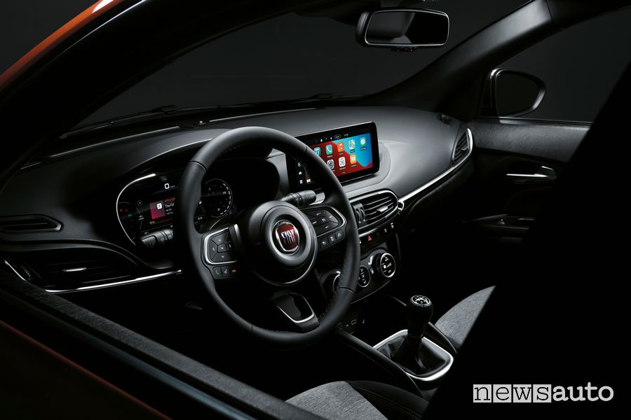 Volante abitacolo nuova Fiat Tipo Cross
