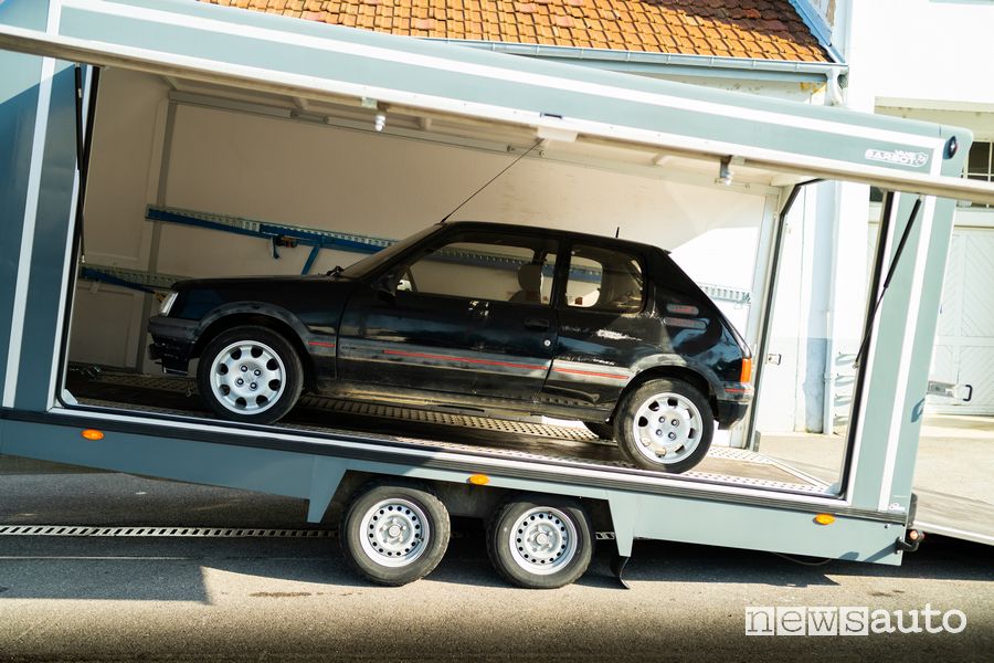 Peugeot 205 GTI al termine del restauro