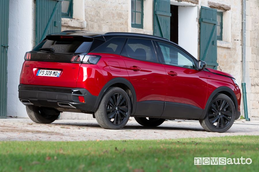 Vista posteriore Peugeot 3008 Black Pack