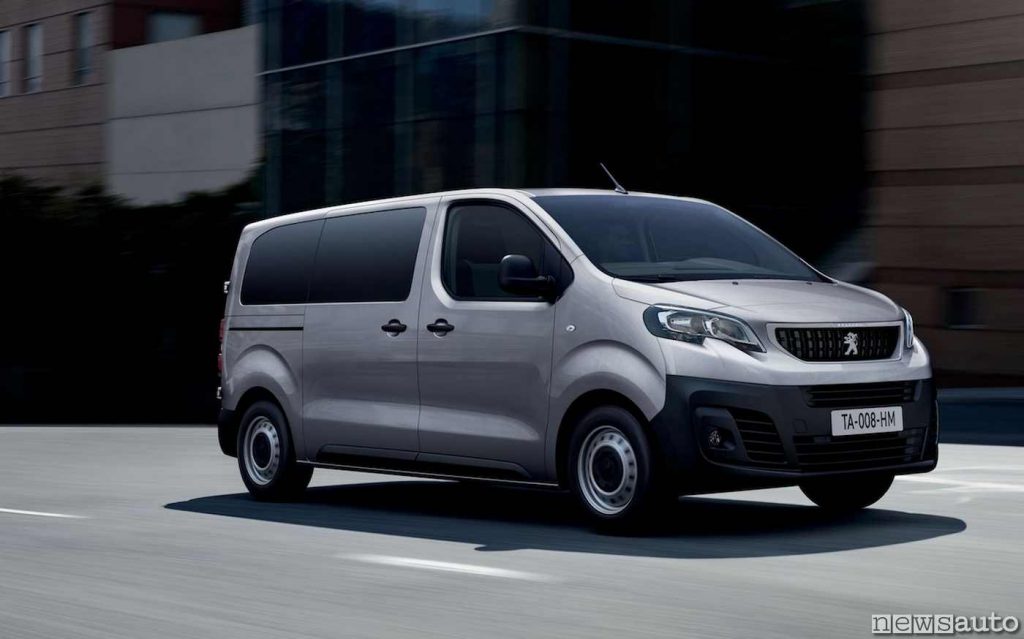Peugeot e-Expert elettrici Poste Italiane