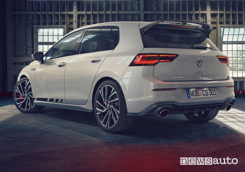 Vista posteriore Volkswagen Golf GTI Clubsport