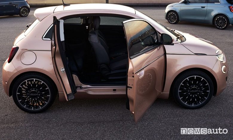 Fiat 500 elettrica 3+1, cosa cambia, caratteristiche, batteria, autonomia e prezzi