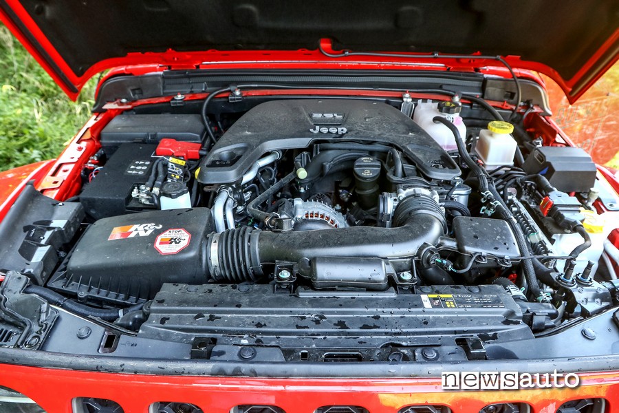 Motore Pentastar V6 a benzina da 3,6 litri jeep rubicon gladiator