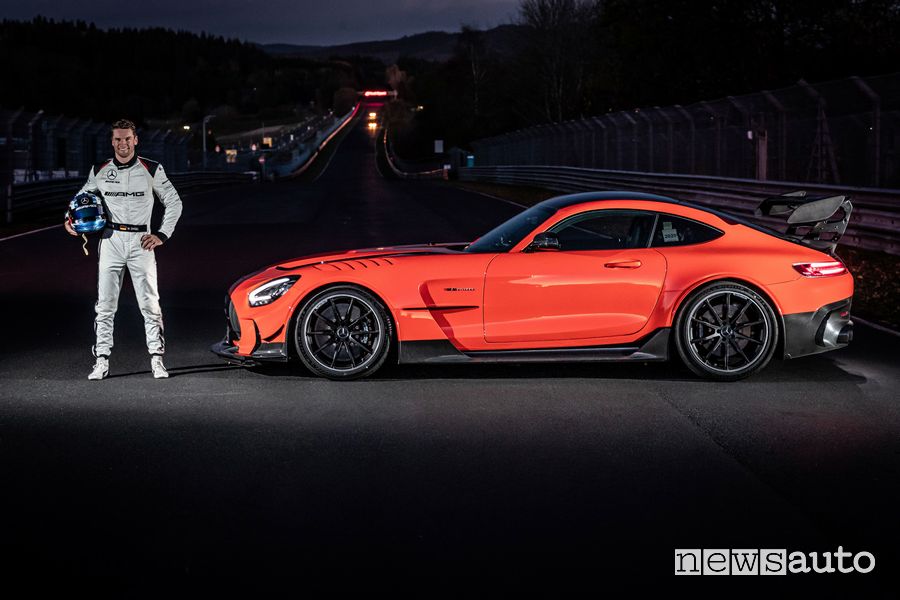 Mario Engel record al Nurburgring con la Mercedes-AMG GT Black Series