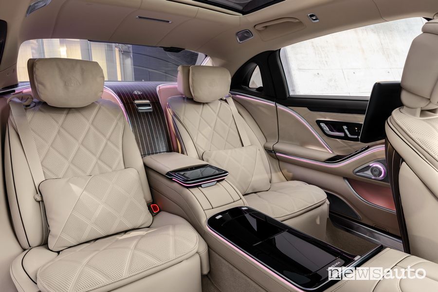Sedili posteriori abitacolo Mercedes-Maybach Classe S