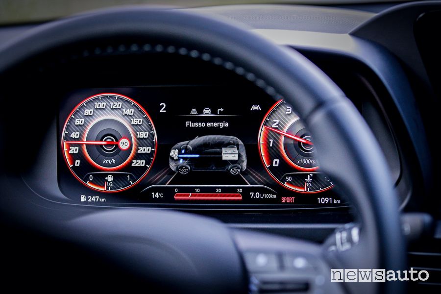 Info recupero energia sistema MHEV cruscotto nuova Hyundai i20