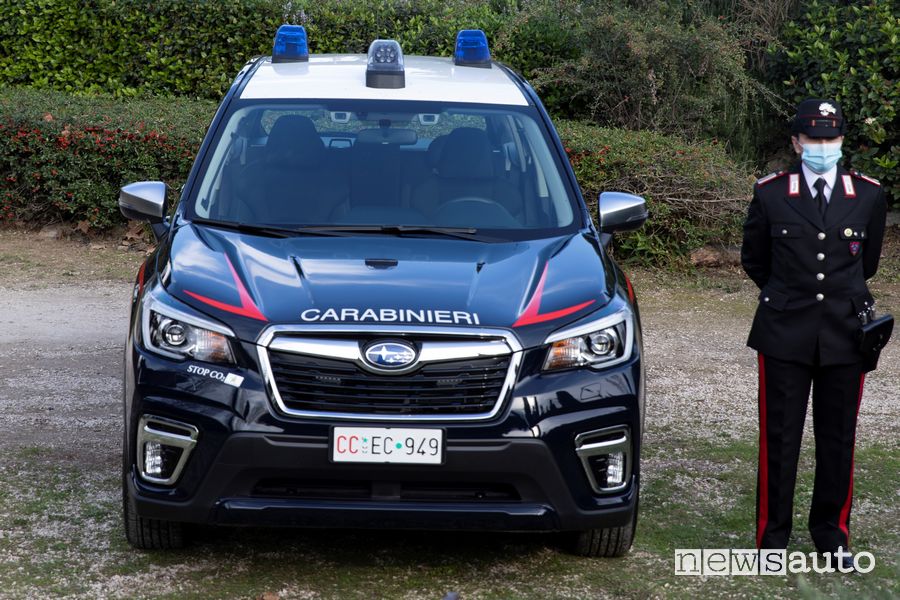 Subaru Forester -Boxer ibrida ai Carabinieri