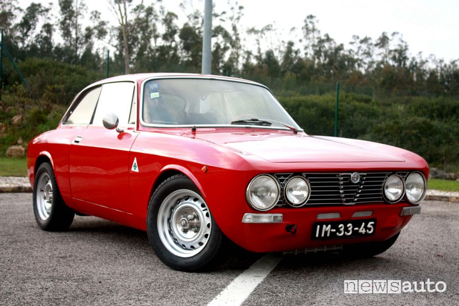 Alfa Romeo GT Junior auto storica sportiva del 1966