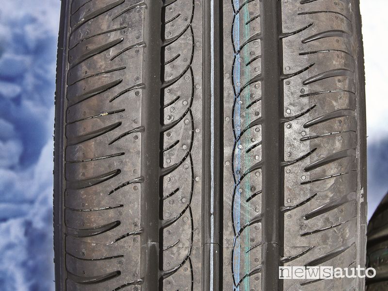 Battistrada pneumatico estivo GT Radial Champiro ECO