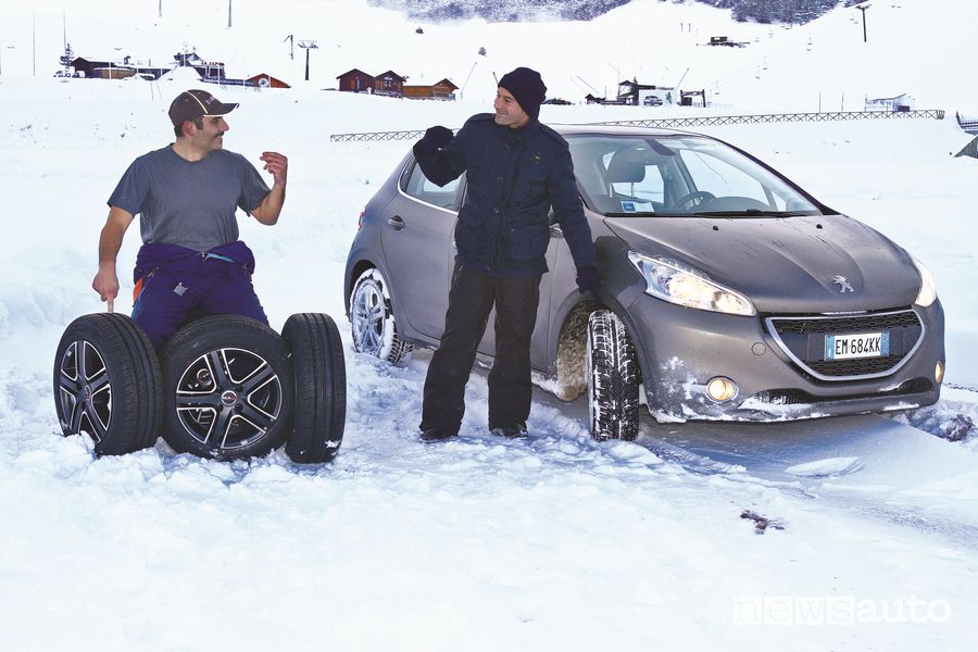 Test sui pneumatici invernali ed estivi GT Radial con una Peugeot 208