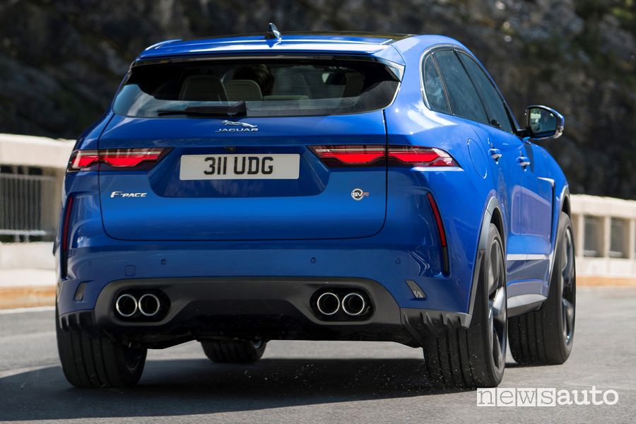 Vista posteriore Jaguar F-Pace SVR