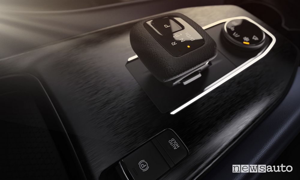 Consolle centrale abitacolo nuova Nissan Qashqai