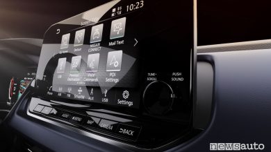 Schermo touchscreen abitacolo nuova Nissan Qashqai