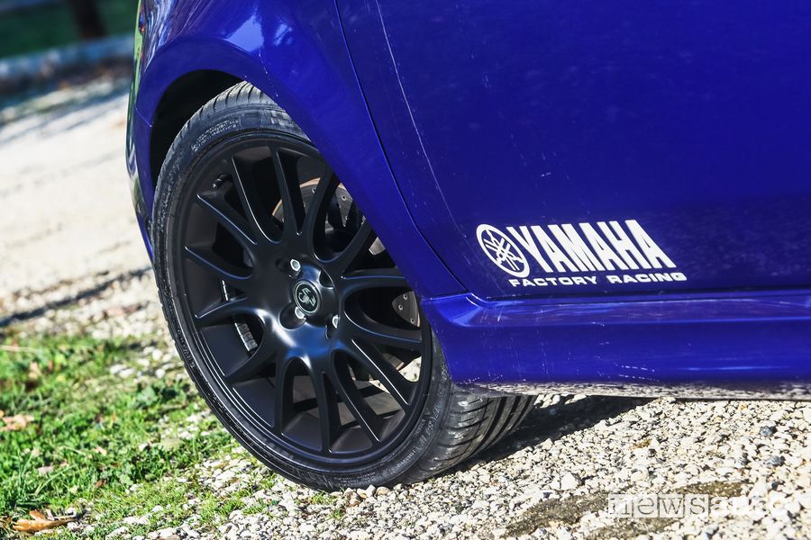 Cerchi in lega Abarth 595 Monster Energy Yamaha