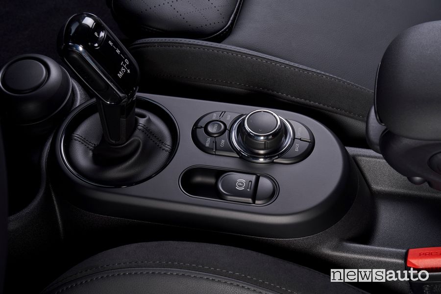 Cambio automatico consolle centrale abitacolo nuova Mini 5 porte 2021