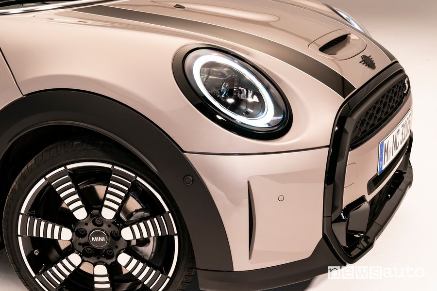 Faro anteriore nuova Mini Cooper S 2021