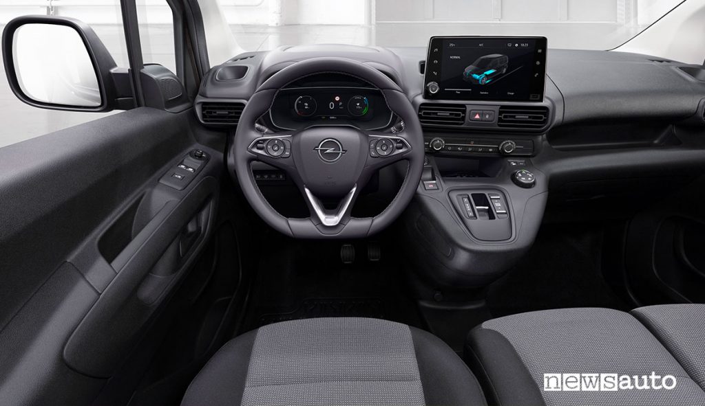 Abitacolo di Opel Combo-e