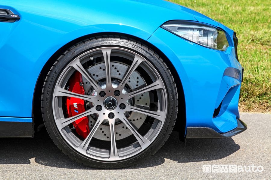 Cerchi in lega da 20" in finitura grigio titanio dÄHLer BMW M2 CS DCL