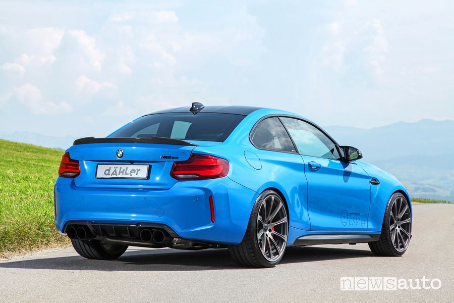 Vista posteriore dÄHLer BMW M2 CS DCL