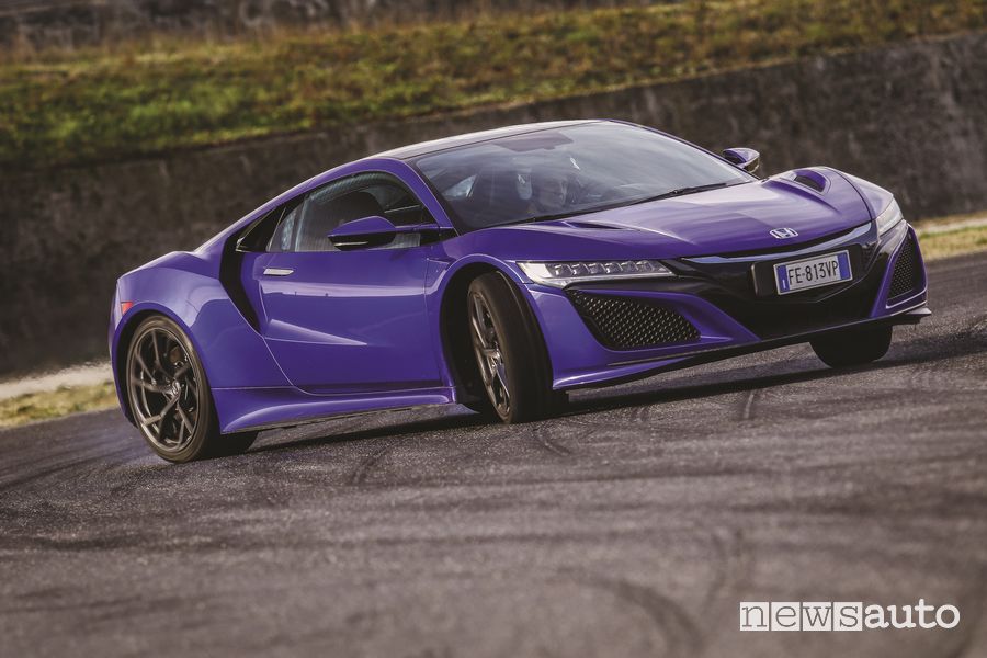 Honda NSX derapata in pista all'SAM di Anagni