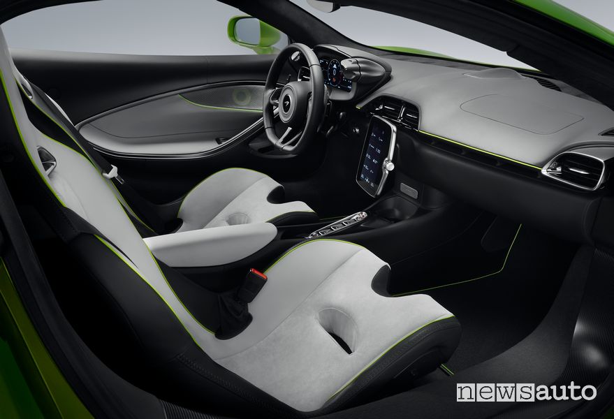 Plancia strumenti abitacolo McLaren Artura