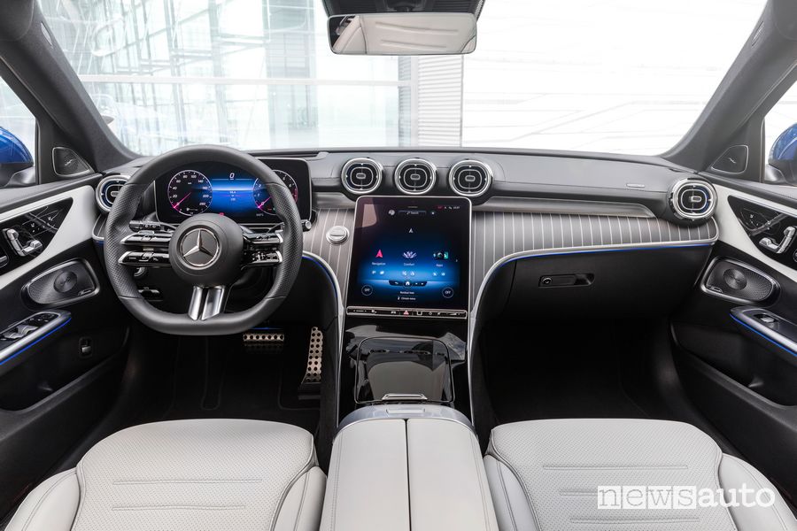 Plancia strumenti abitacolo nuova Mercedes-Benz Classe C Station Wagon