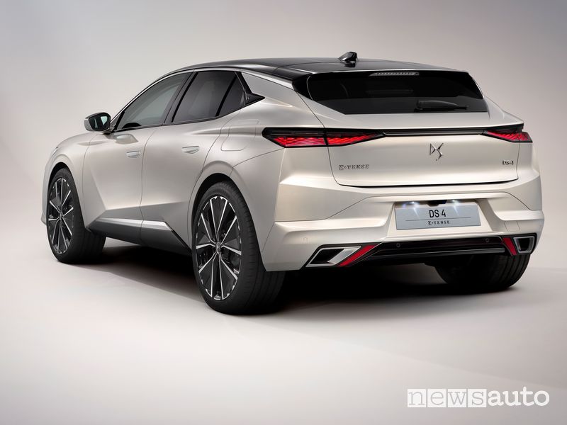 Vista posteriore nuovo DS 4 E-Tense