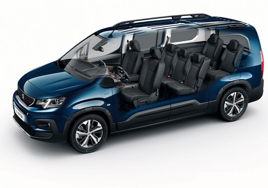 Peugeot e-Rifter elettrico lunghezza Long 7 posti