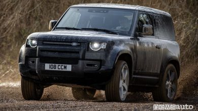 Nuova Land Rover Defender V8, caratteristiche e prezzo
