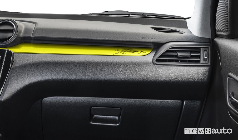 Cruscotto abitacolo Suzuki Swift Sport Hybrid World Champion Edition