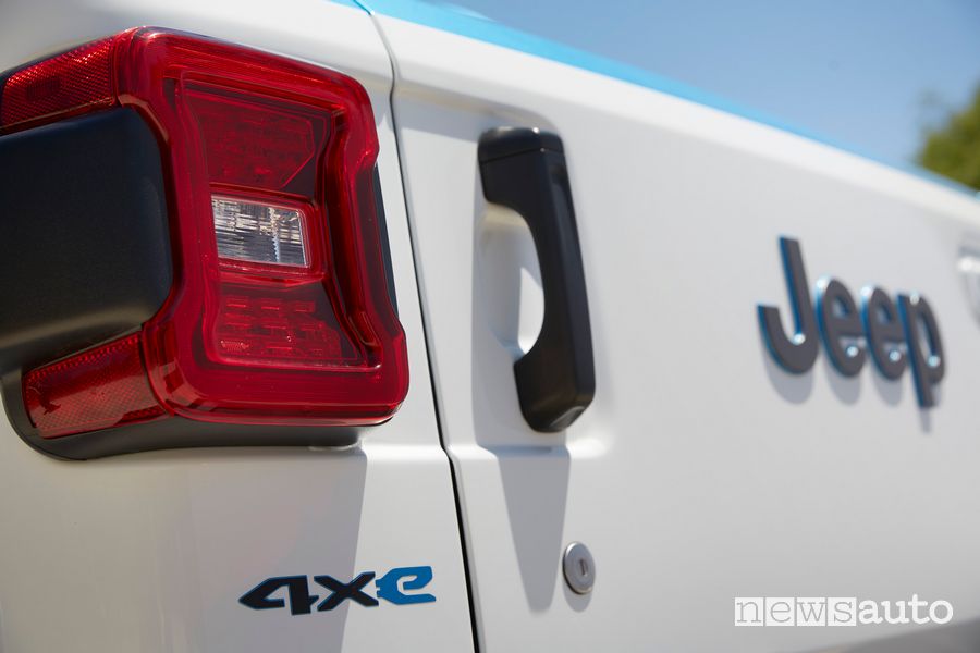 Faro posteriore Jeep Magneto BEV concept elettrico