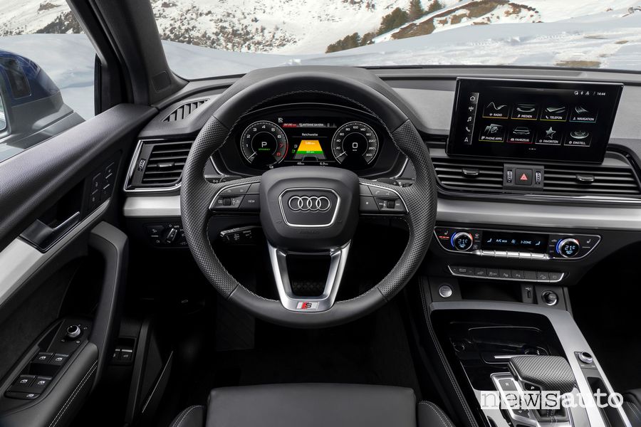 Plancia strumenti abitacolo Audi Q5 Sportback TFSI e