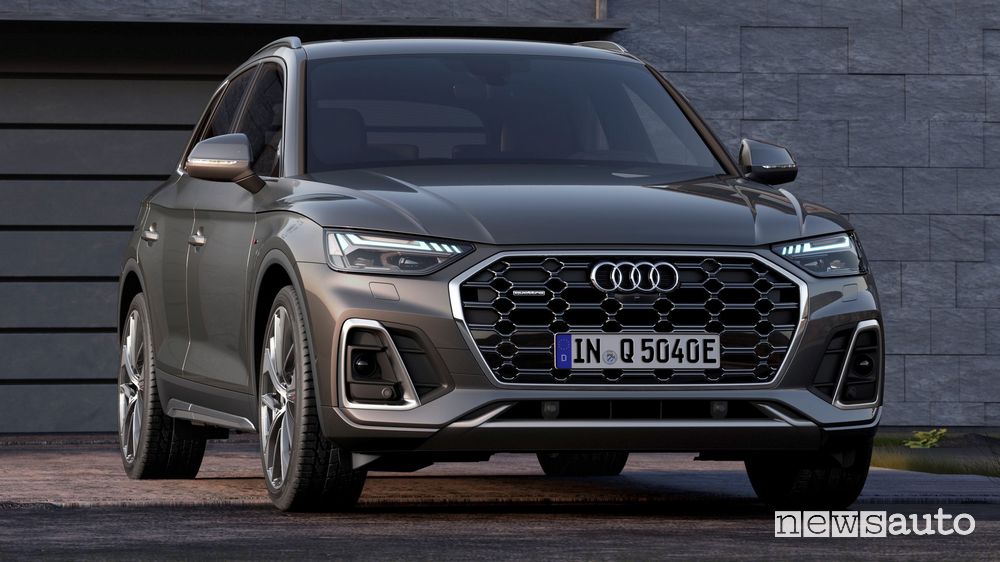 Griglia anteriore Audi Q5 TFSI e ibrido plug-in