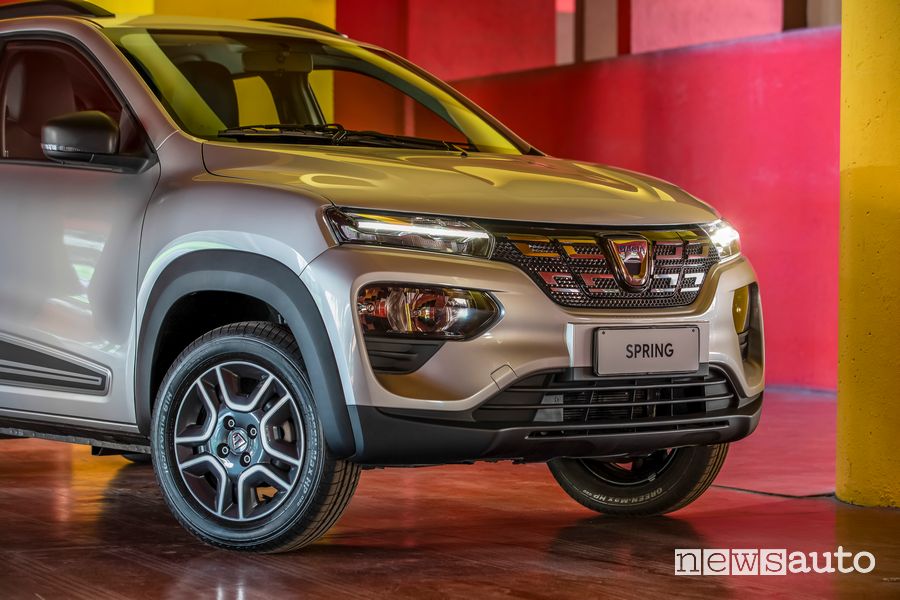 Paraurti anteriore Dacia Spring Electric