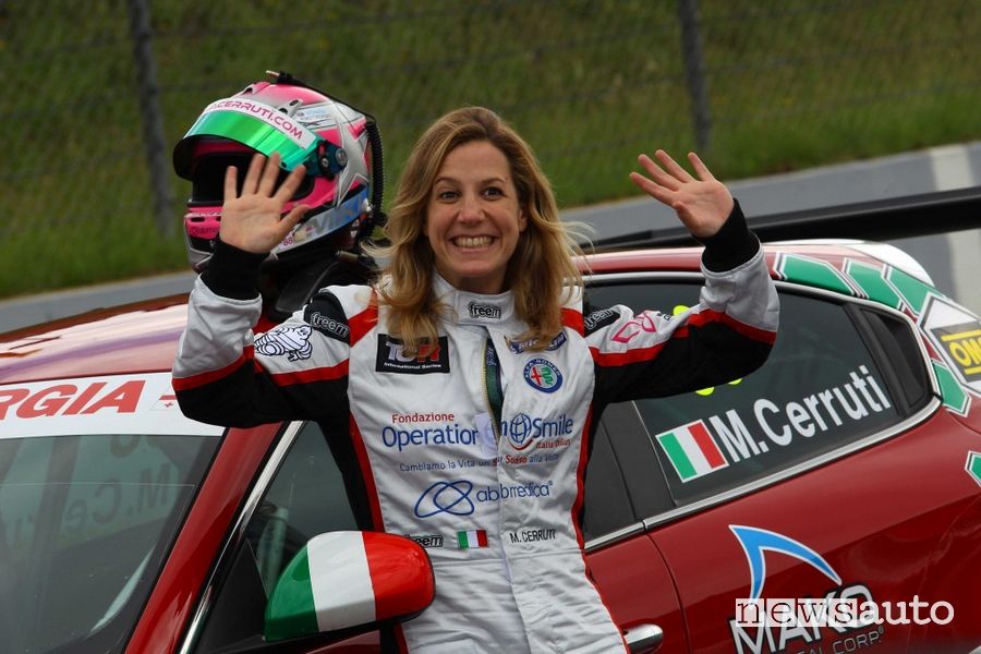 Michela Cerruti, donna pilota di auto da corsa