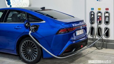 Rifornimento di idrogeno nuova Toyota Mirai