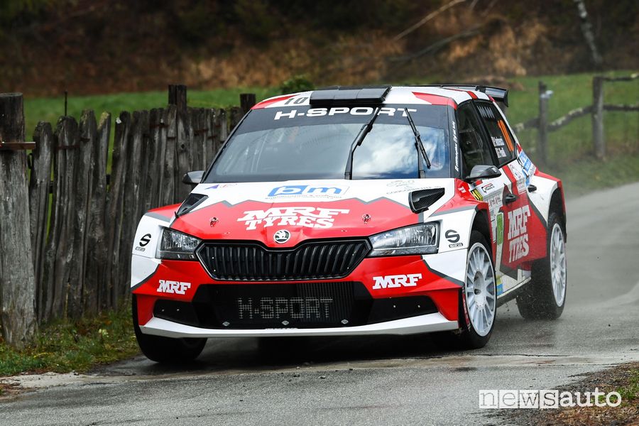 Paolo Andreucci ha corso al Ciocco fuori classifica con la Skoda Fabia R5